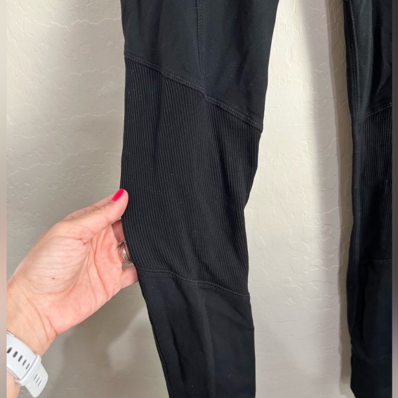 Athleta Excursion Tight Hybrid with Ribbing in Black, Size XS - Picture 2 of 9
